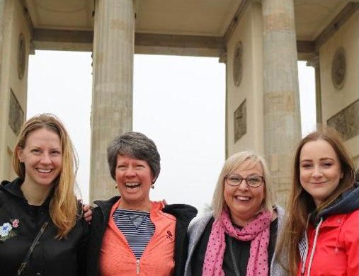 Like Mother, Like Daughter! Two Generations of Au Pairs from the UK | Au Pair in America